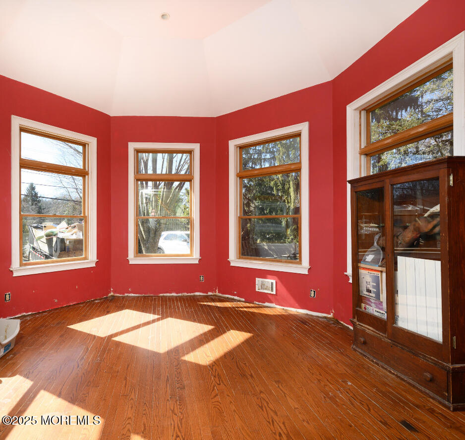 1476 W Front Street, Lincroft, New Jersey image 12