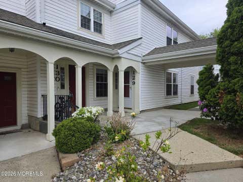 Condo For Rent - 129 Tulip Lane<br/> Freehold, NJ 07728
