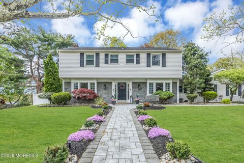 Photo of 7 Stratford Drive, Old Bridge, NJ 08857 (MLS # 22610950)