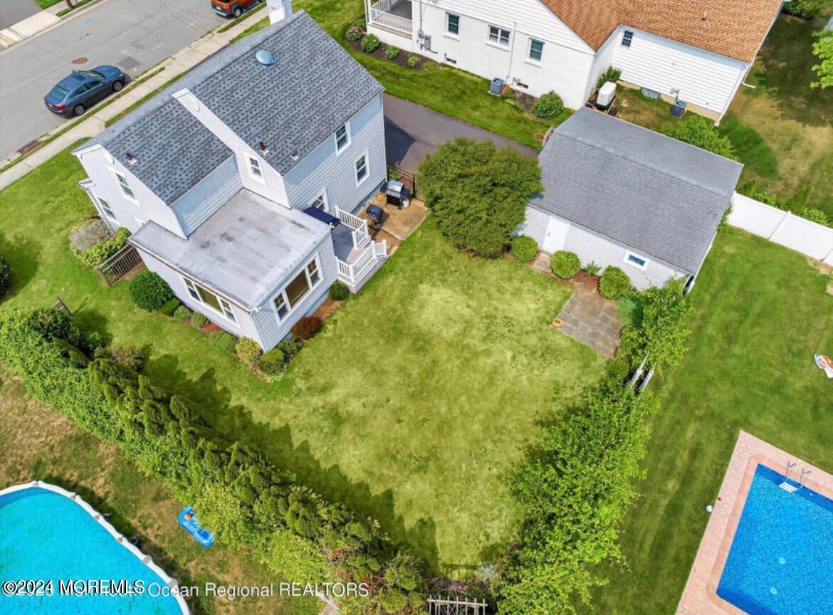 20 Clarence Avenue