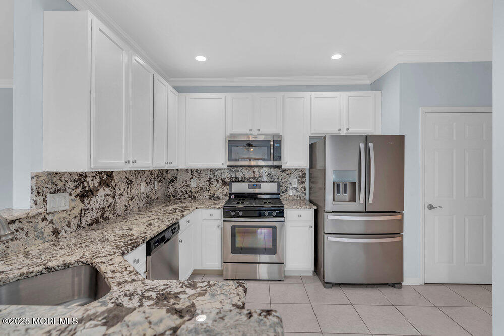 45 Deer Chase Lane, Lakewood, New Jersey image 21
