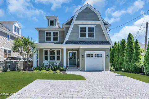 MLS: 22618284