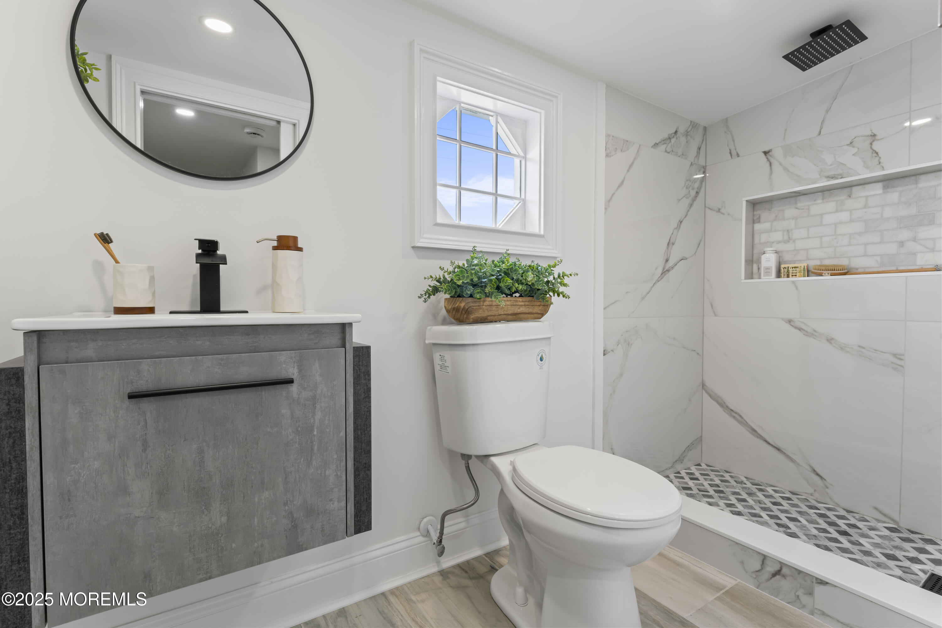 560 Beers Street, Hazlet, New Jersey image 27