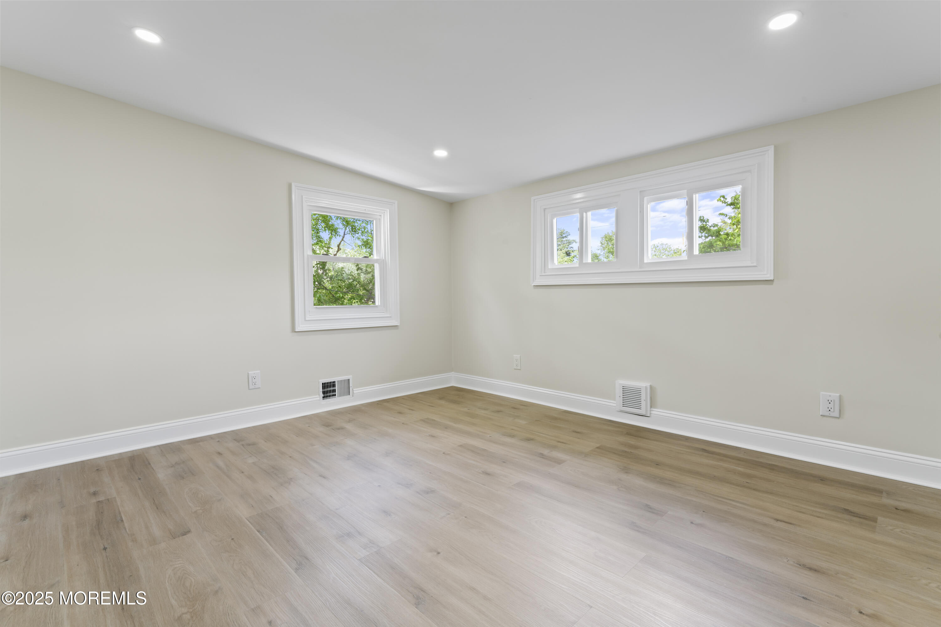 560 Beers Street, Hazlet, New Jersey image 26