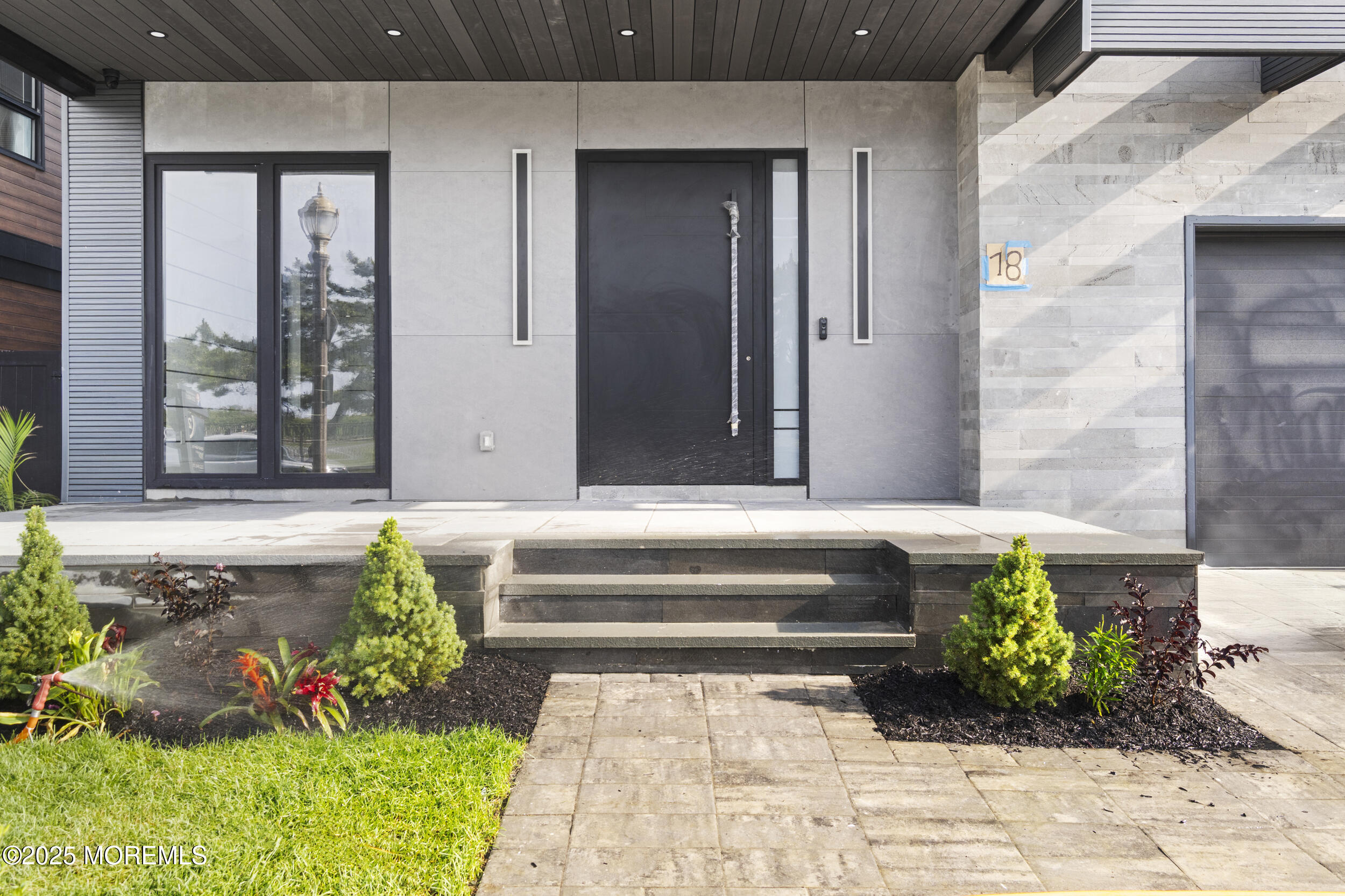 18 Seaview Avenue