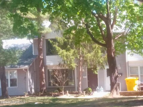 Photo of 148 Coventry Drive, Lakewood, NJ 08701 (MLS # 22611437)