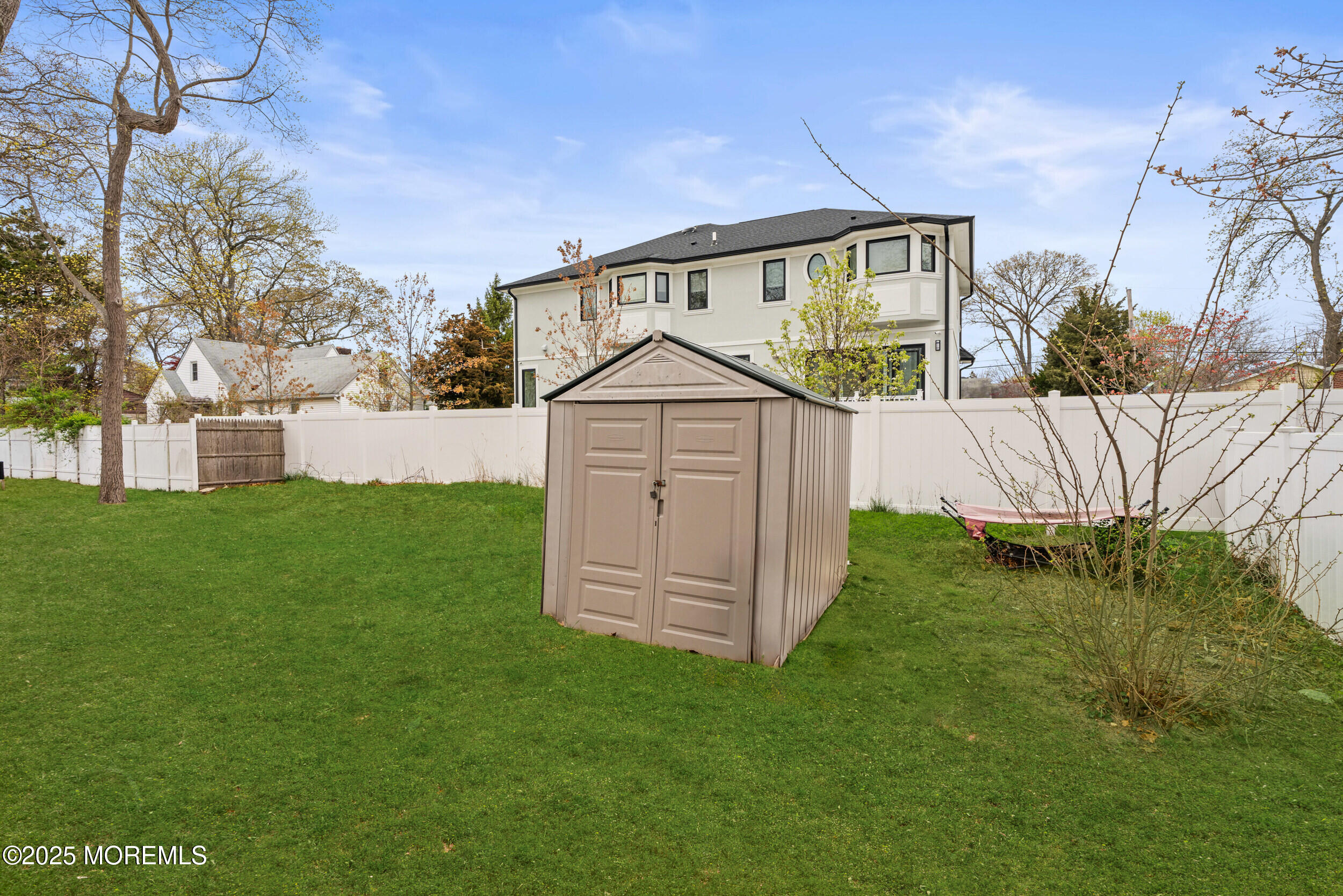24 Berger Avenue, Oakhurst, New Jersey image 17