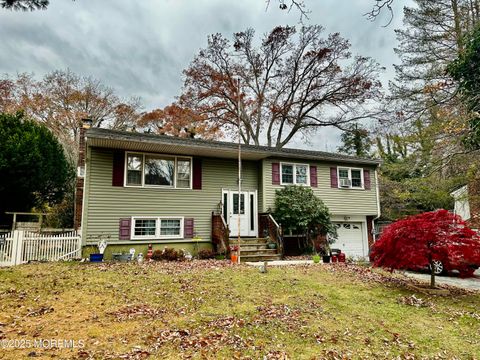 Photo of 536 River Drive, Toms River, NJ 08753 (MLS # 22534602)