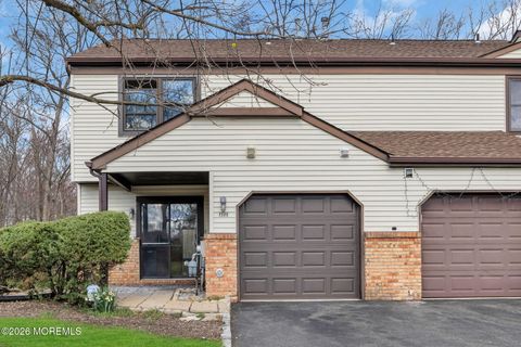 Condo For Sale - 1335 Tupelo Court<br/> North Brunswick, NJ 08902