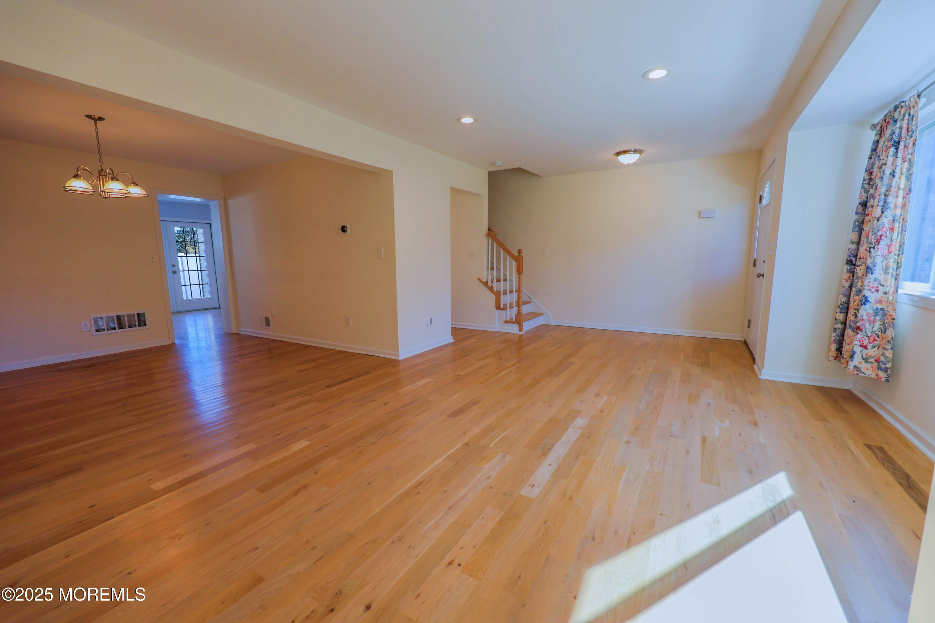 Q10 Quincy Circle Q-10