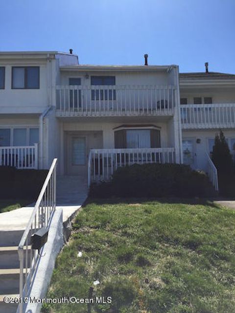 Townhouse For Rent - 16 Cedar Avenue<br/> Long Branch, NJ 07740