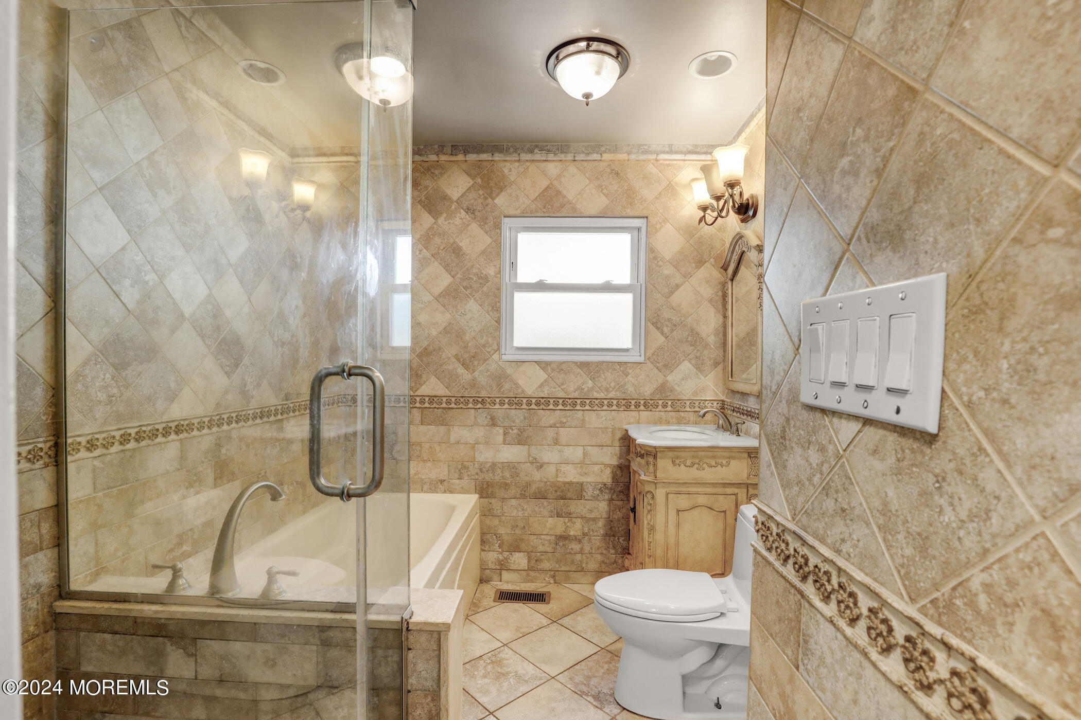 67 Maxwell Lane, Manalapan, New Jersey image 14