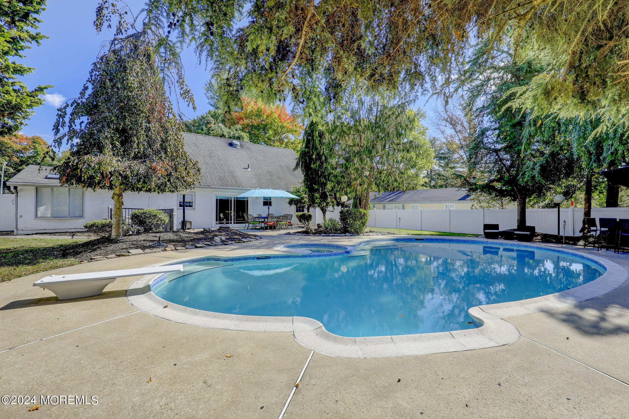 67 Maxwell Lane, Manalapan, New Jersey image 26