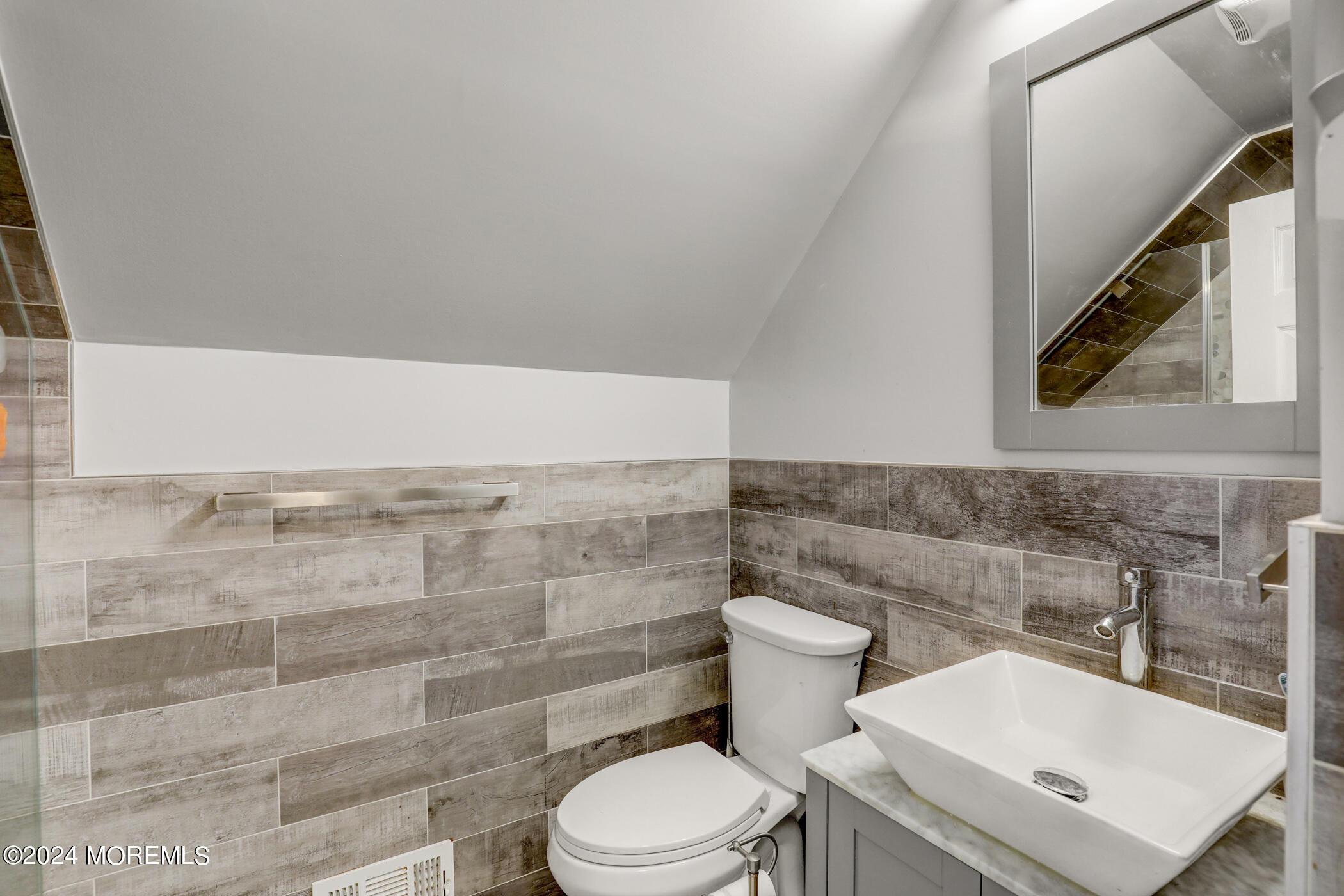 67 Maxwell Lane, Manalapan, New Jersey image 18