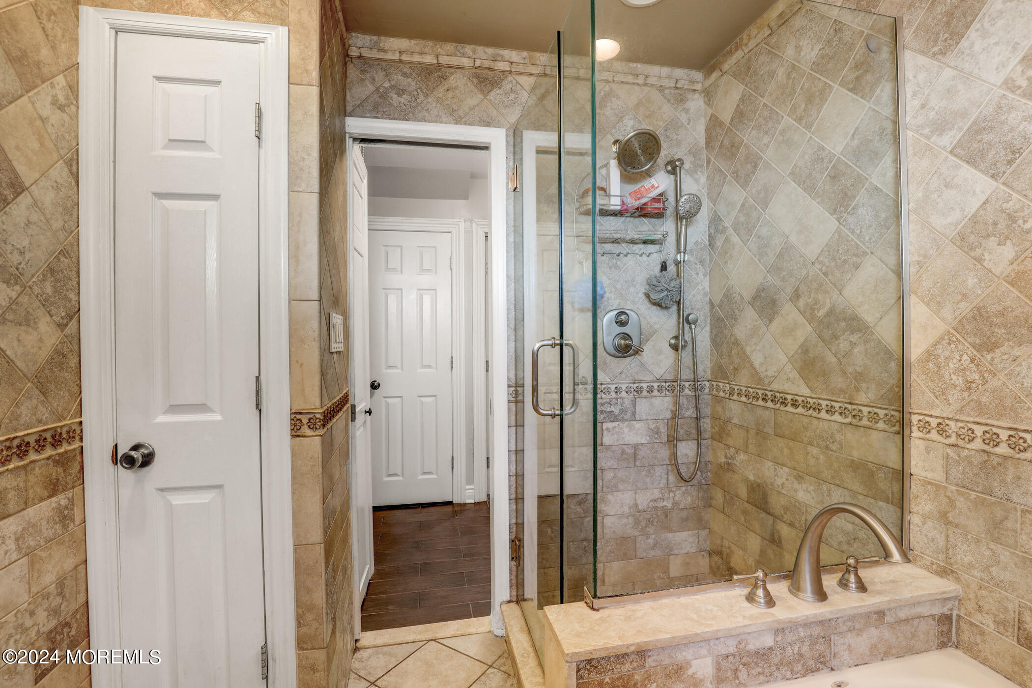 67 Maxwell Lane, Manalapan, New Jersey image 15
