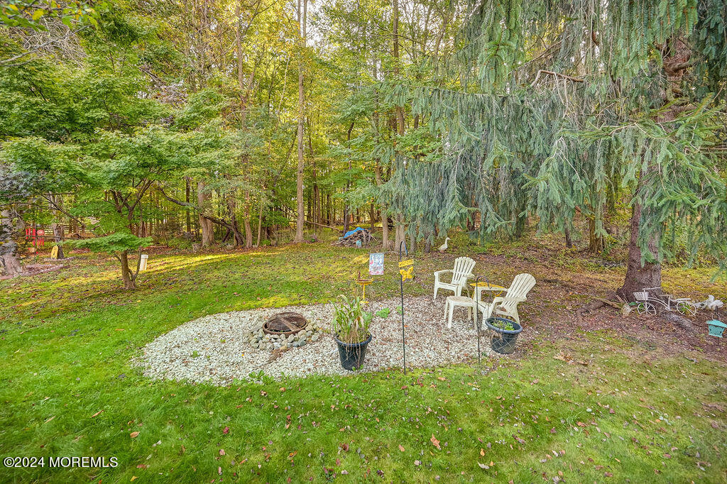 156 Village Road, Morganville, New Jersey image 21