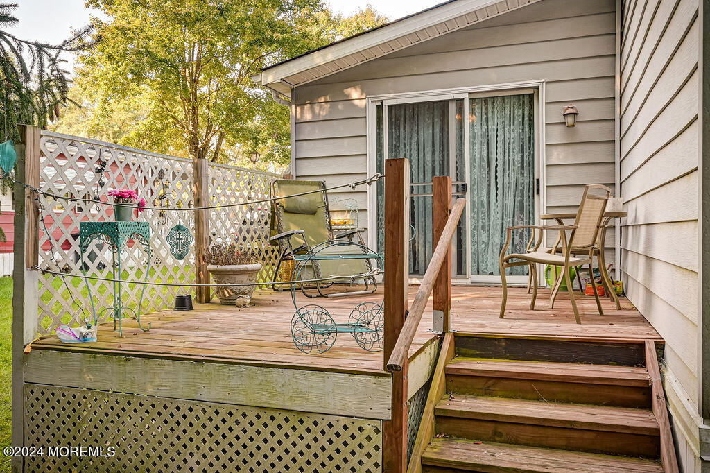 156 Village Road, Morganville, New Jersey image 19