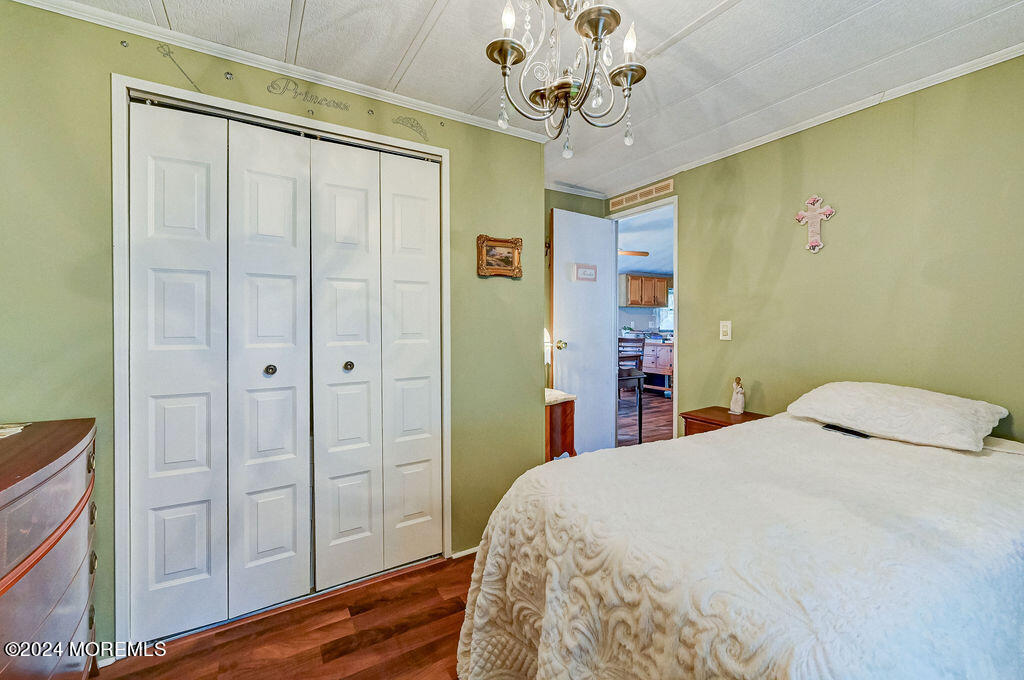 156 Village Road, Morganville, New Jersey image 16