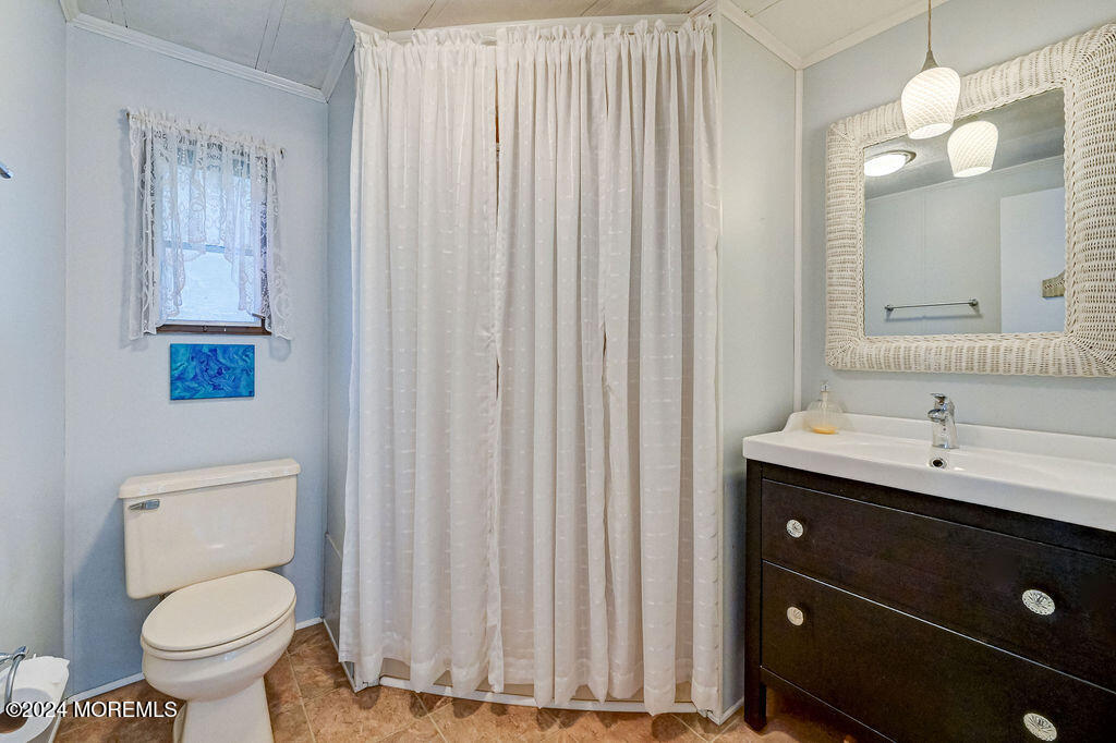 156 Village Road, Morganville, New Jersey image 17