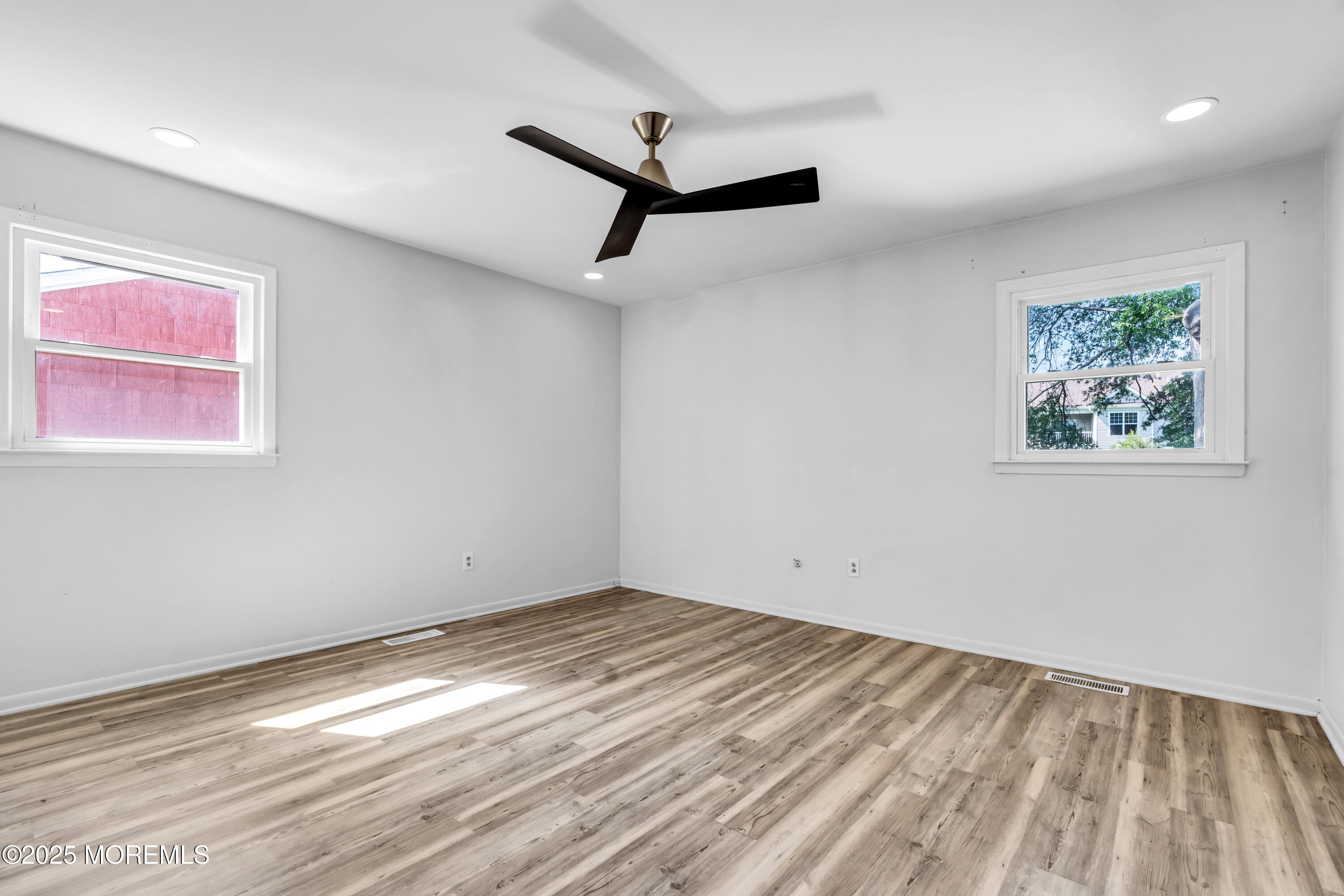 35 Tara Lin Drive, Hazlet, New Jersey image 15