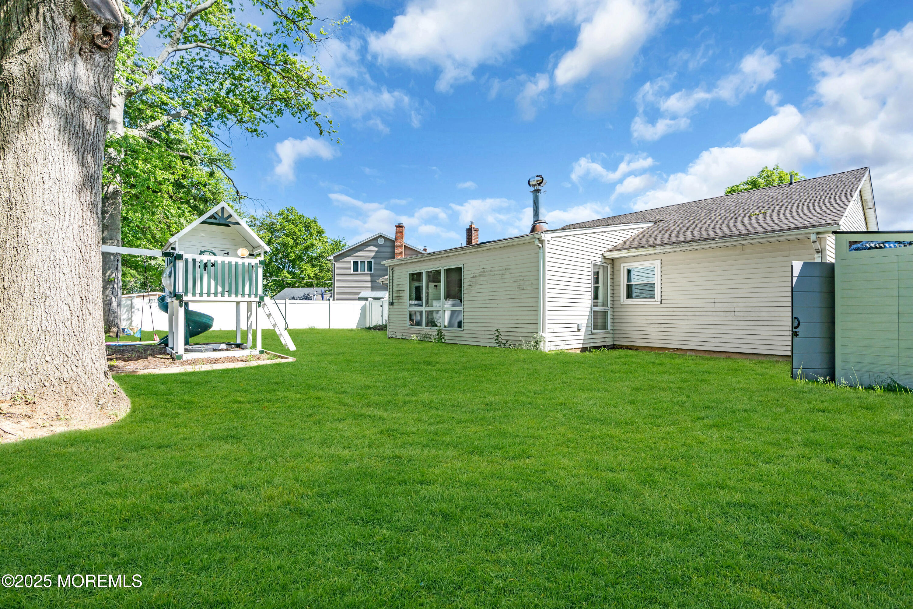 35 Tara Lin Drive, Hazlet, New Jersey image 28
