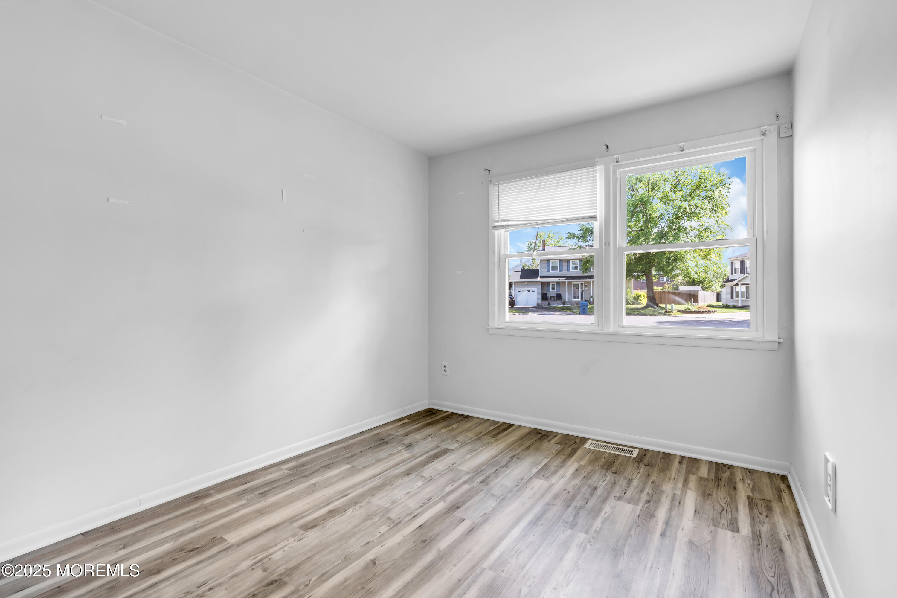 35 Tara Lin Drive, Hazlet, New Jersey image 22