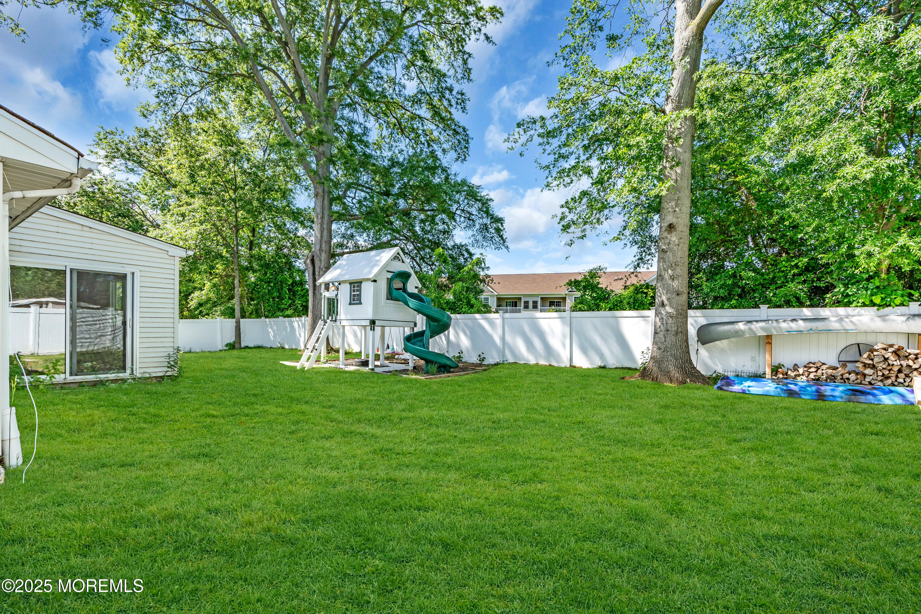35 Tara Lin Drive, Hazlet, New Jersey image 24