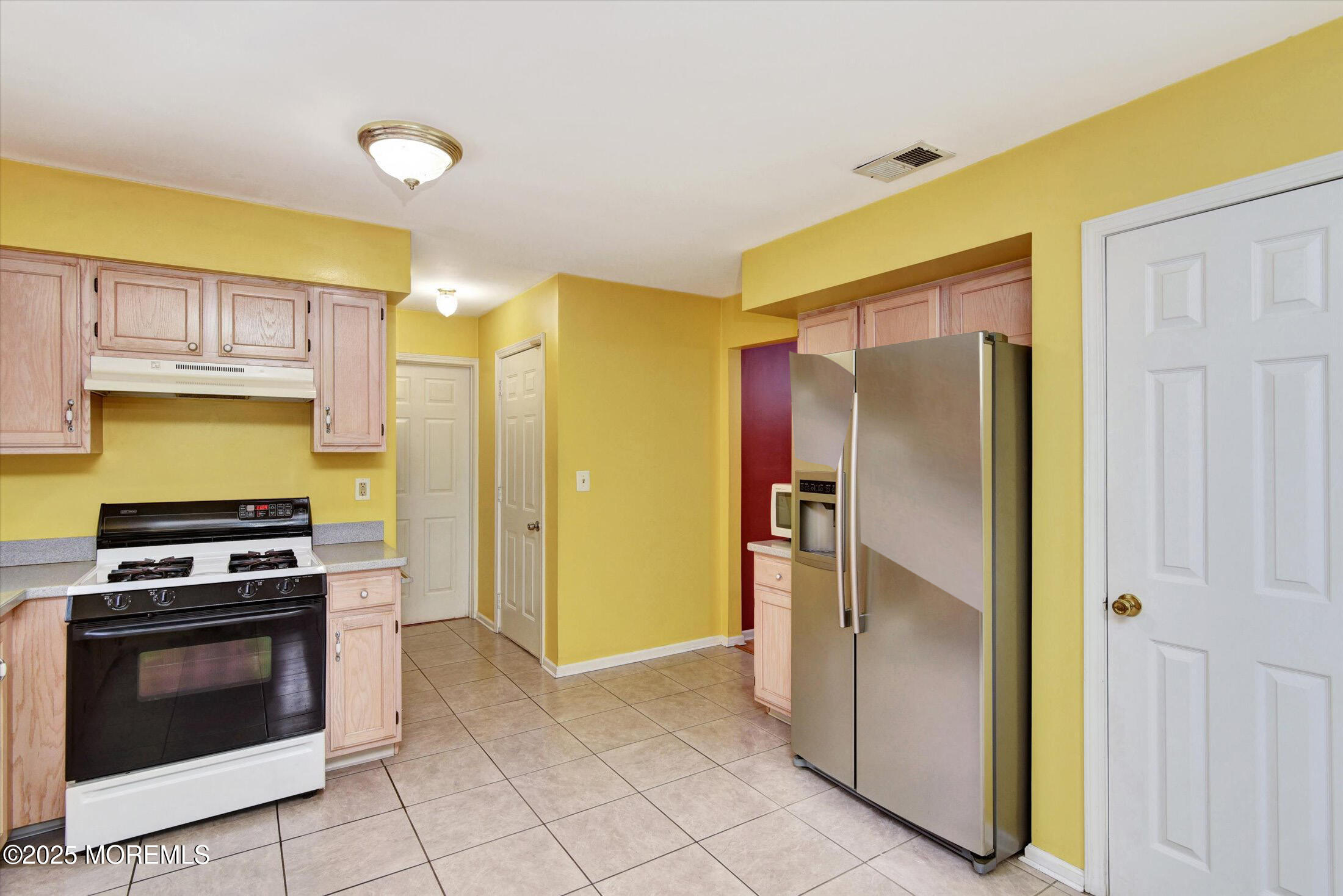 5 Isabella Drive, Lakewood, New Jersey image 14