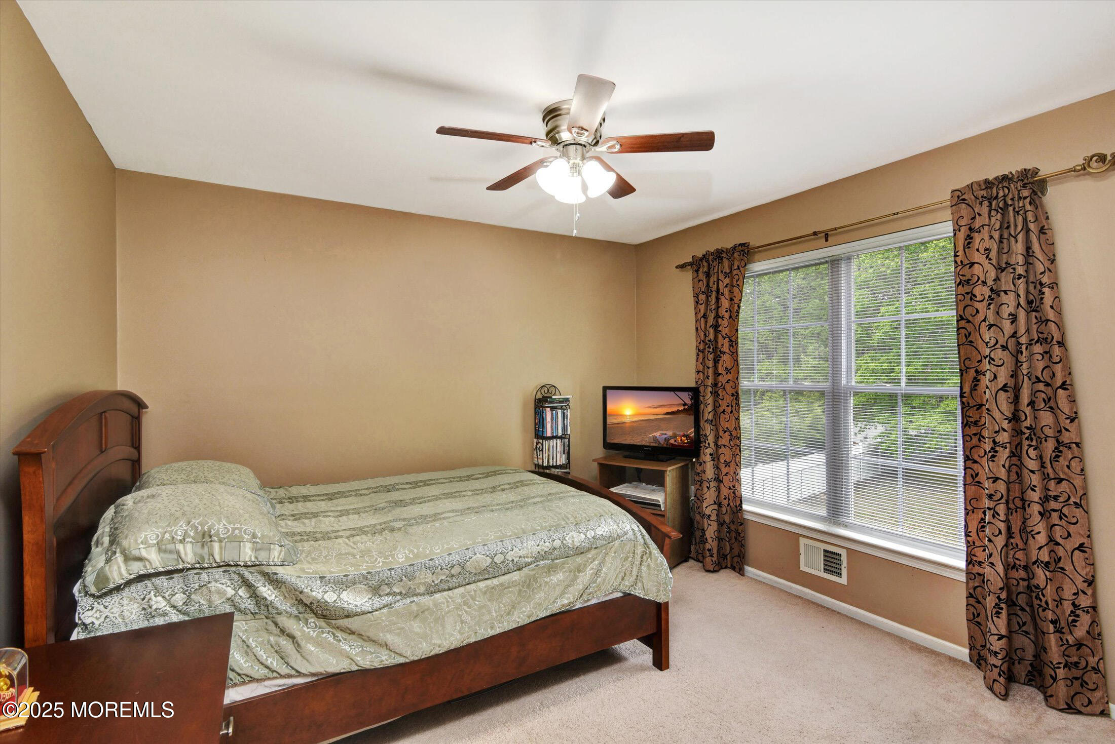 5 Isabella Drive, Lakewood, New Jersey image 20