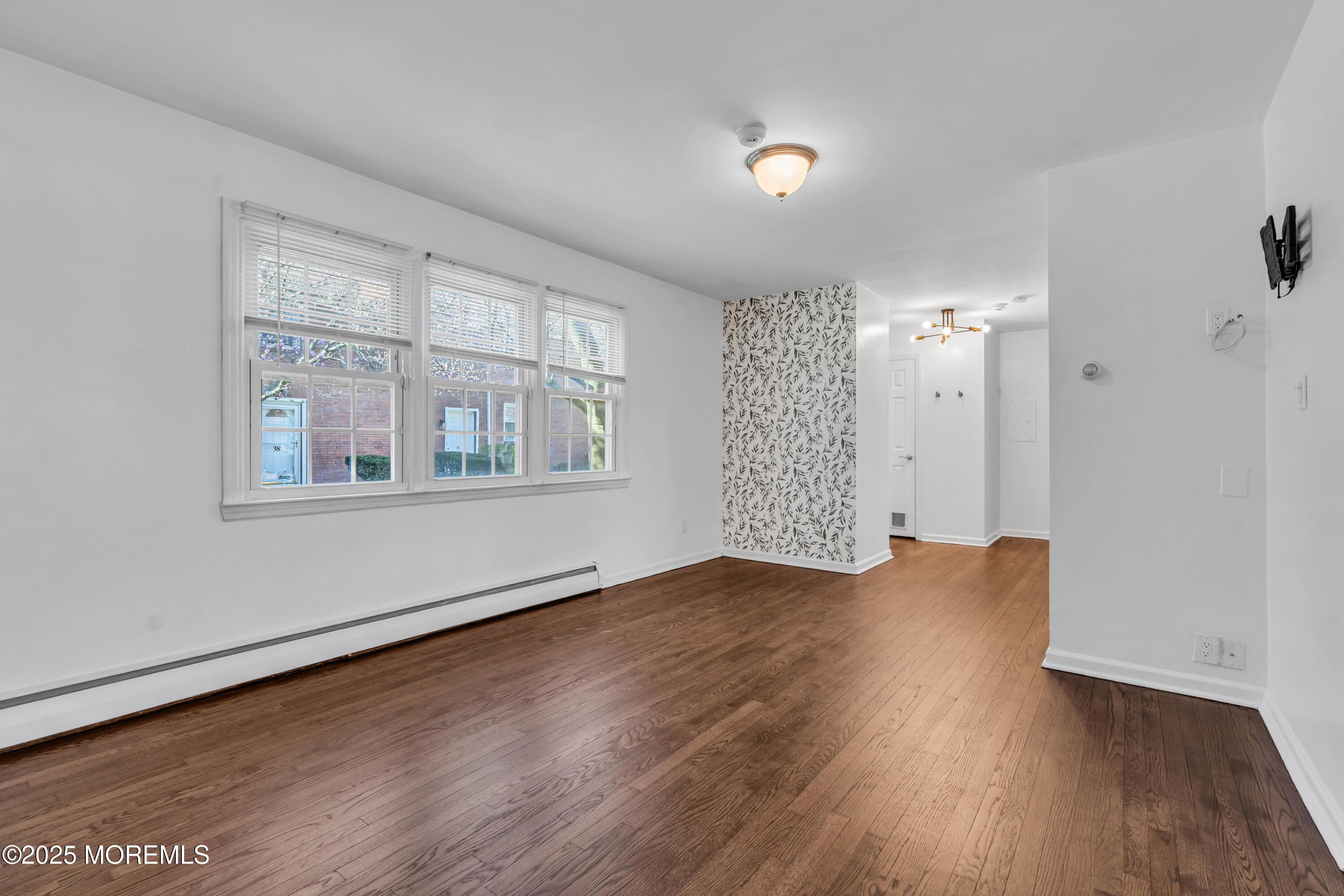 614 Jerome Place, Freehold, New Jersey image 10