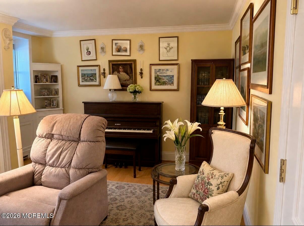 700 Ocean Avenue G 33