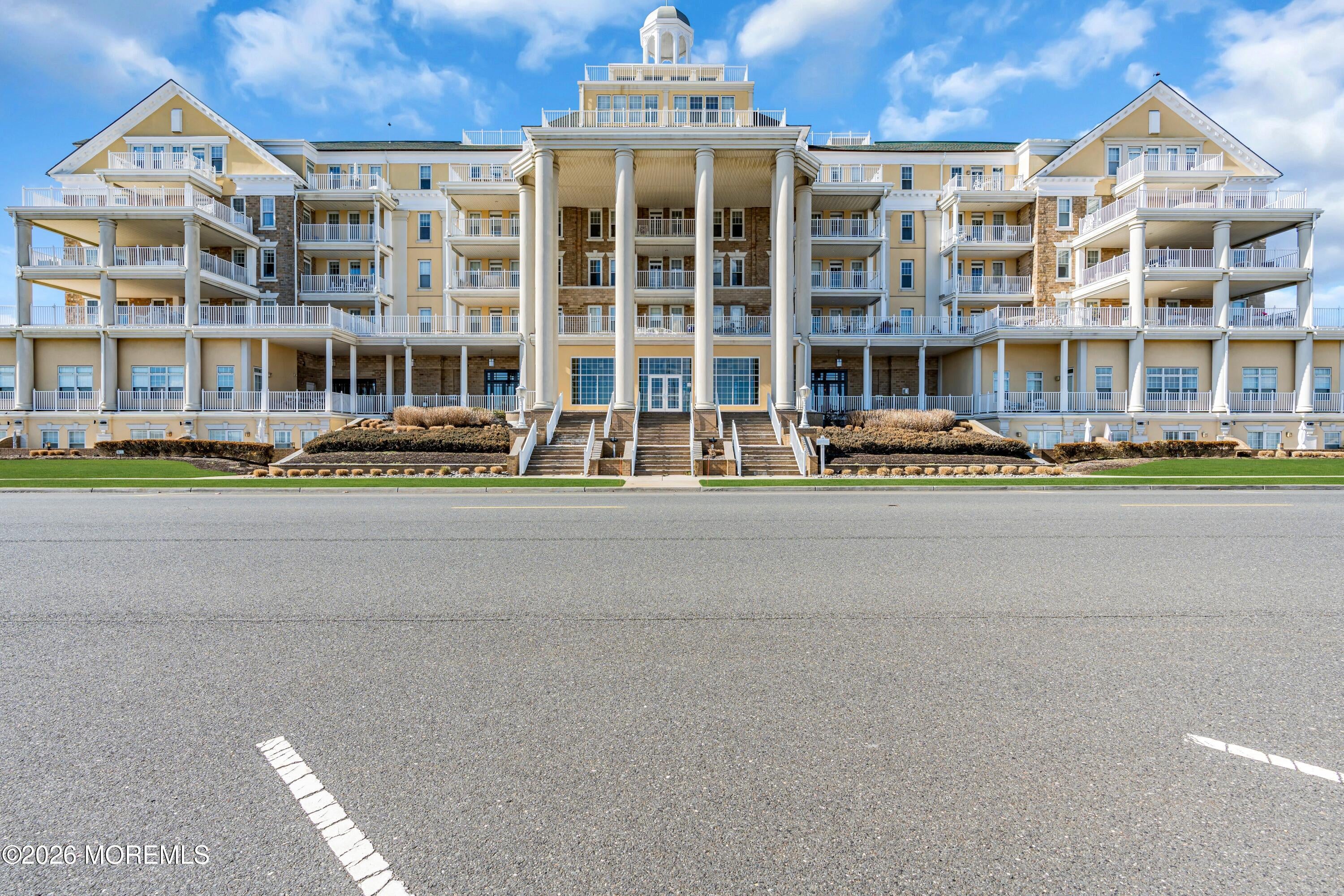 700 Ocean Avenue G 33