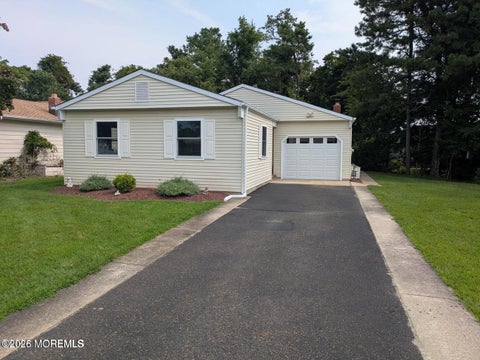 Homes For Sale - 18 Maison Way<br/> Toms River, NJ 08757
