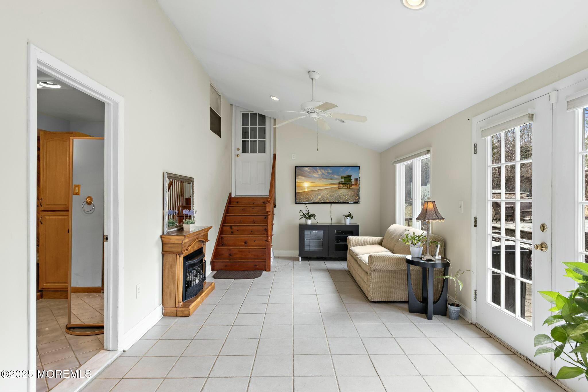 15 Suffolk Lane, Middletown, New Jersey image 14