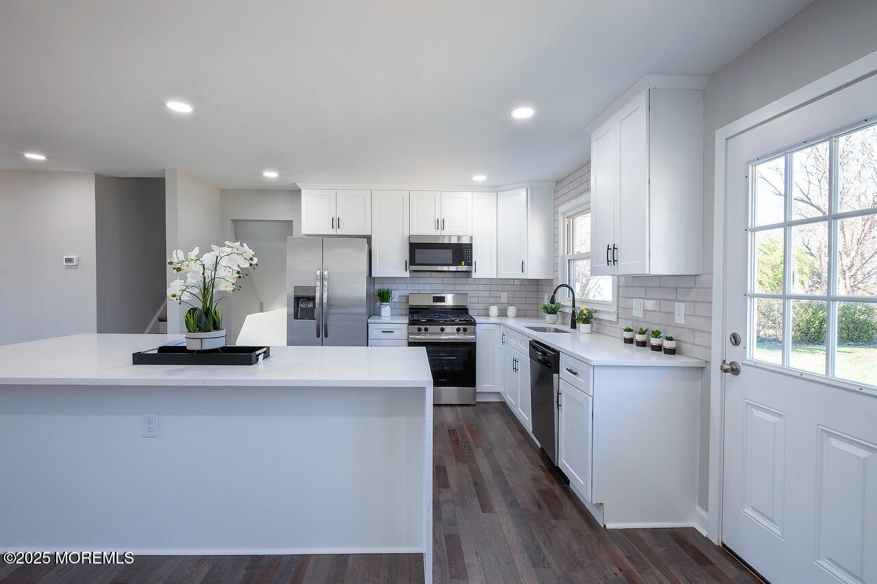 205 Sheffield Road, Cherry Hill, New Jersey image 2