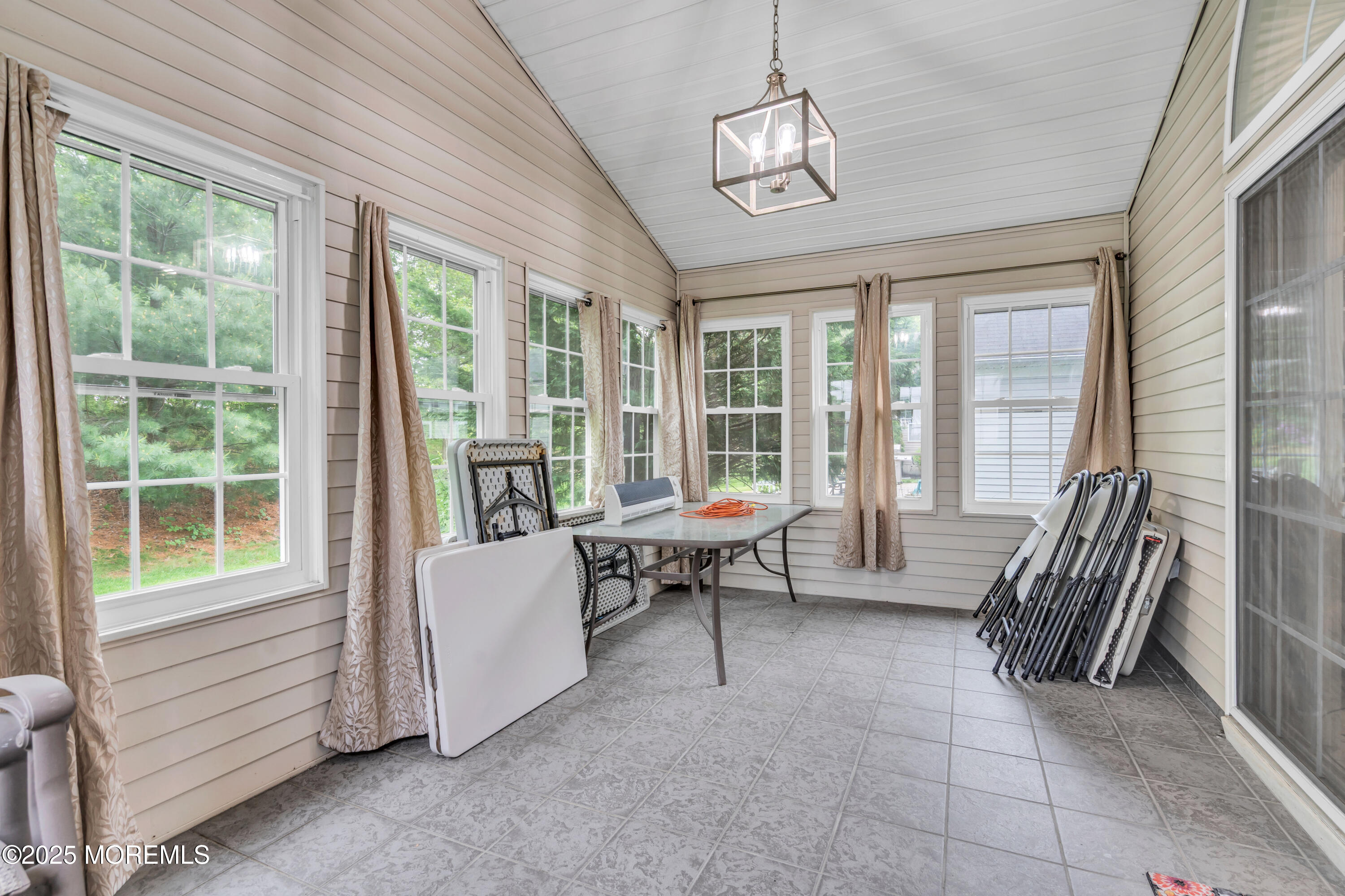 80 Foxwood Road, Lakewood, New Jersey image 18
