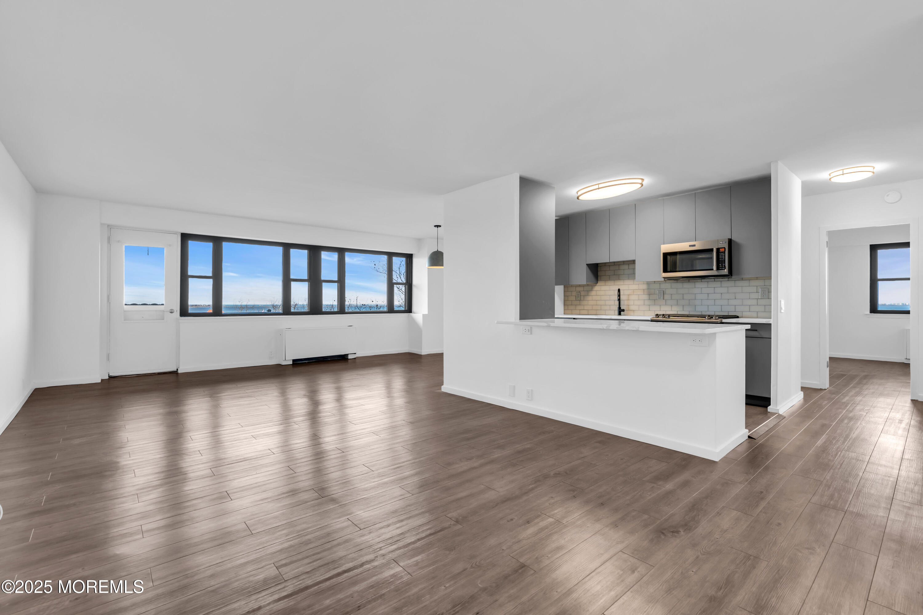 10 Ocean Boulevard 4D