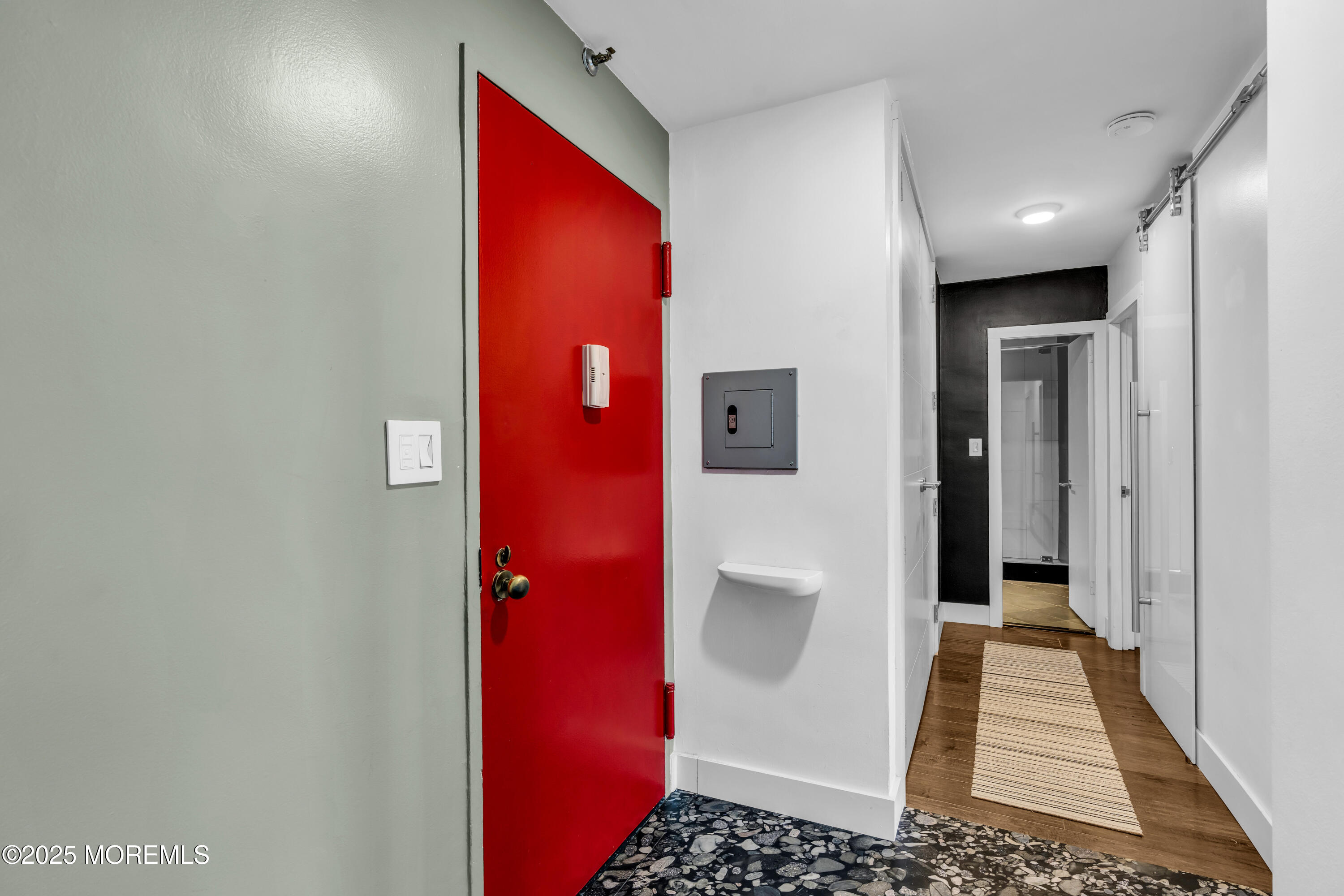 28 Riverside Avenue #8J, Red Bank, New Jersey image 2