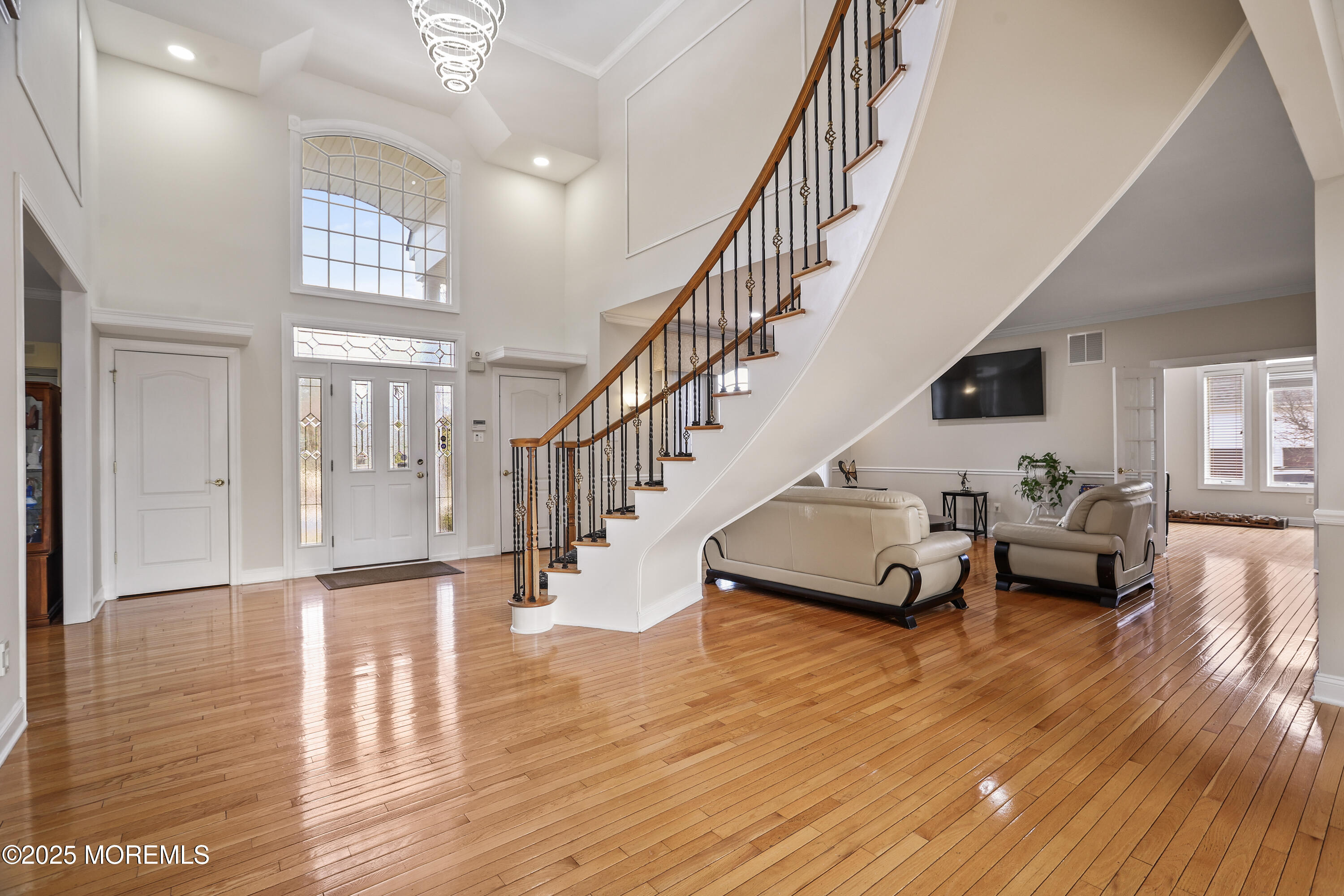 3 Blake Drive, Marlboro, New Jersey image 9