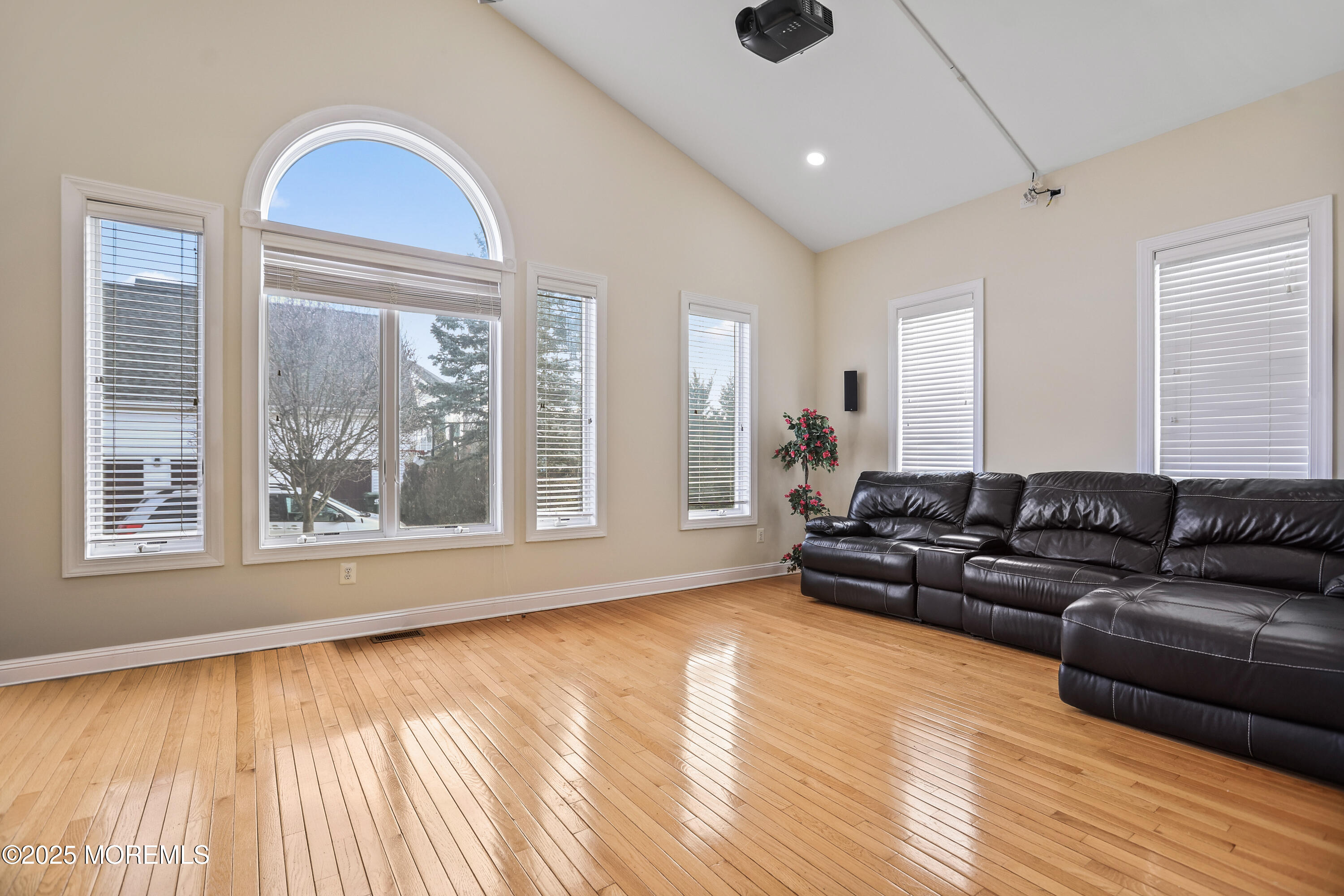 3 Blake Drive, Marlboro, New Jersey image 11