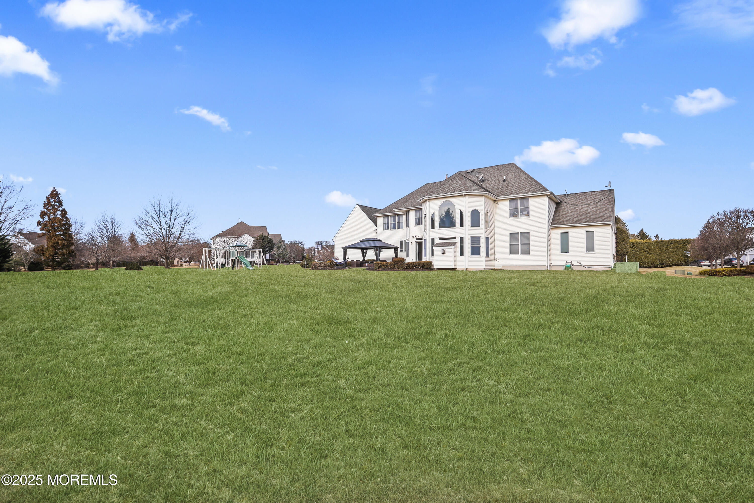 3 Blake Drive, Marlboro, New Jersey image 44