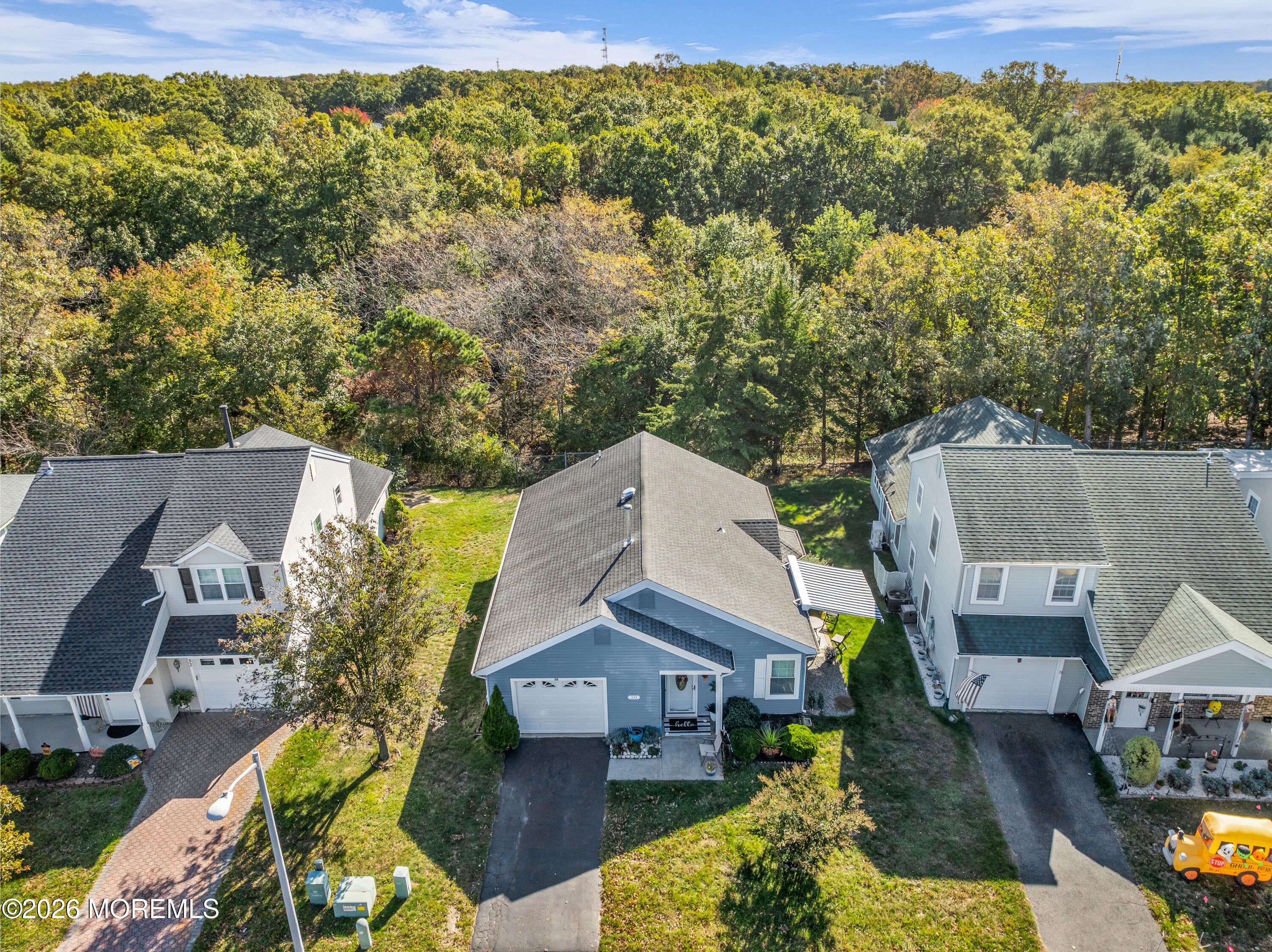 30 Pine Oak Boulevard