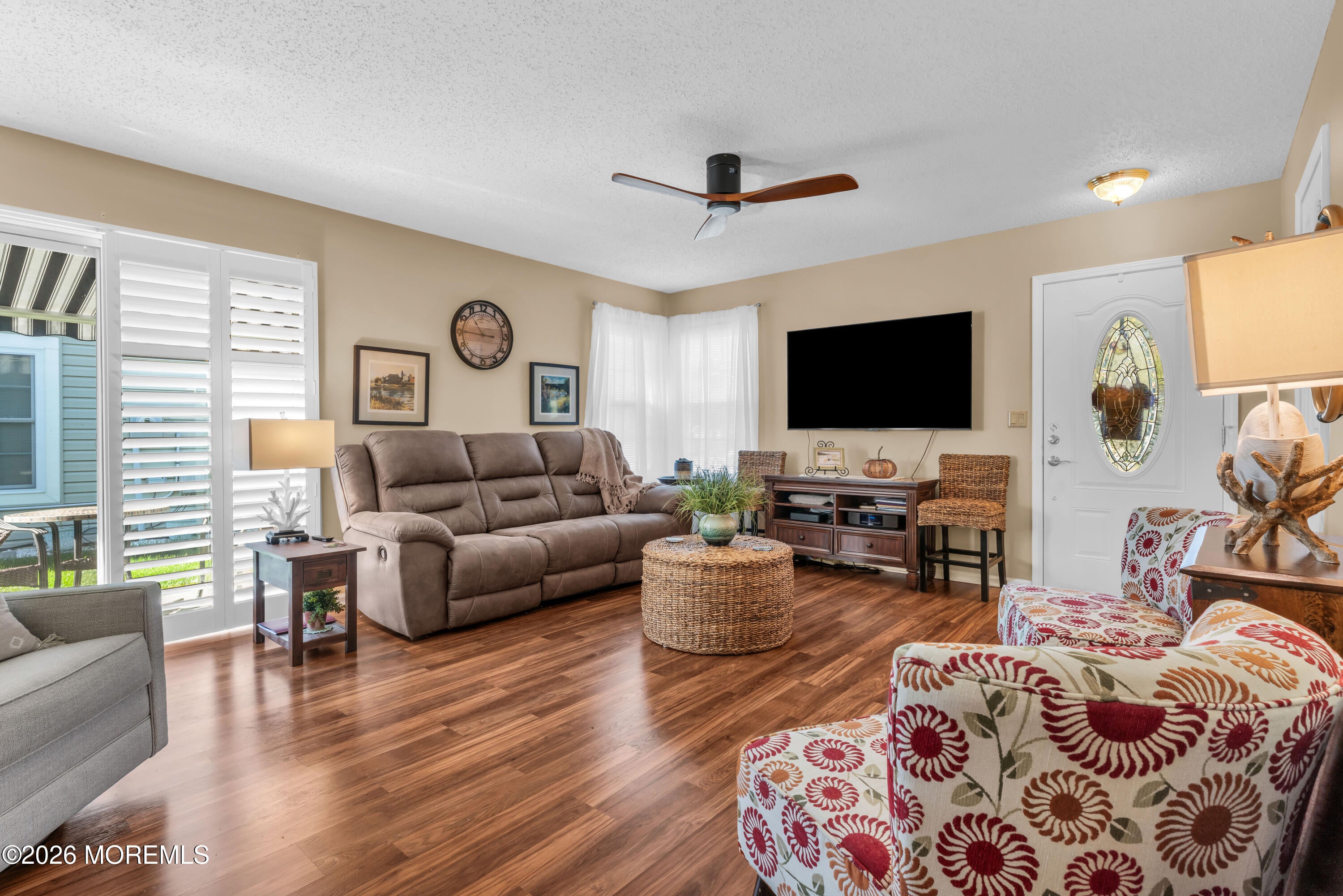 30 Pine Oak Boulevard