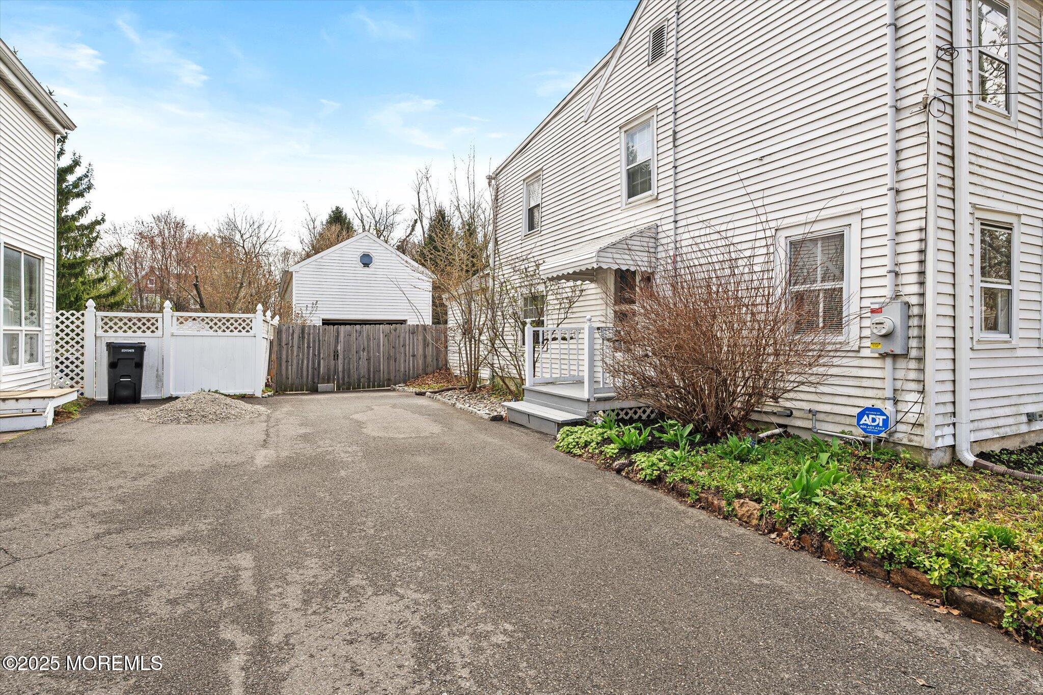43 N Main Street, Allentown, New Jersey image 2