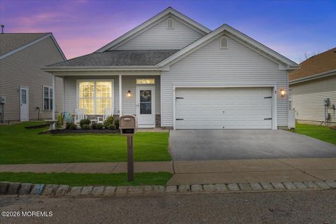 7 Cardinal Place Barnegat NJ 08005