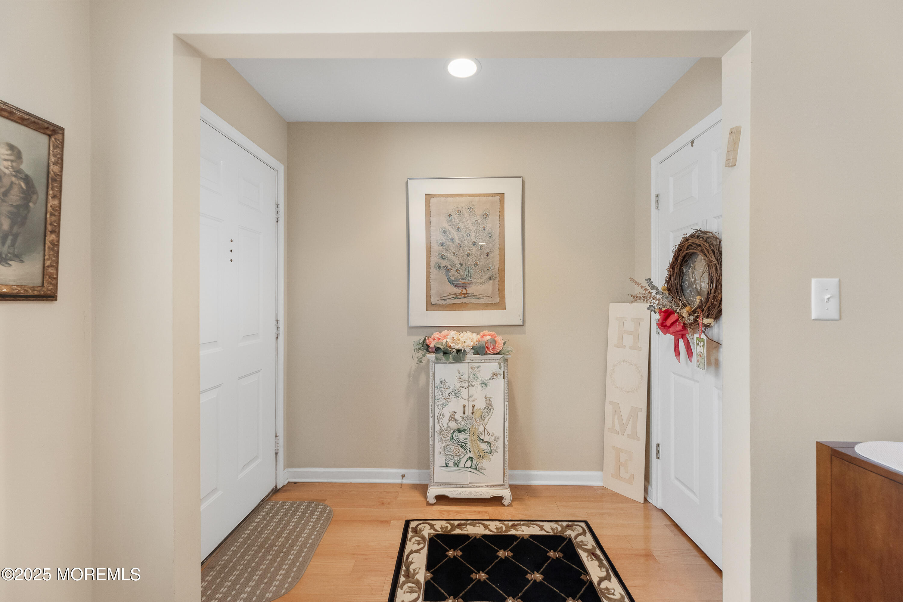 114 Wood Duck Court #1000, Freehold, New Jersey image 4