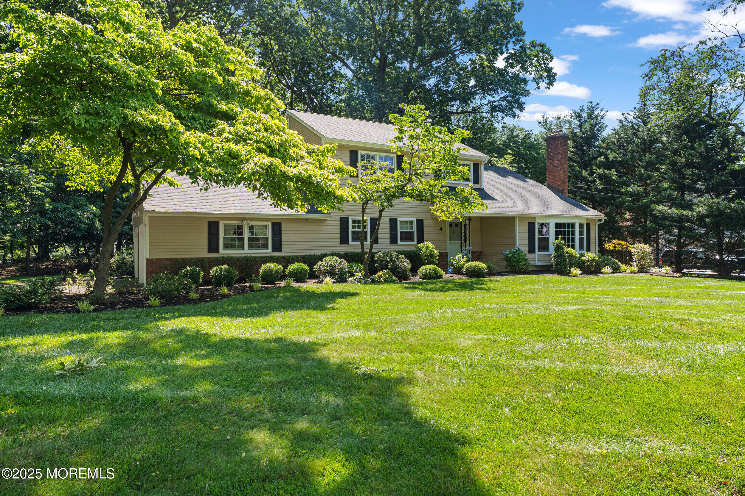 4 Hamilton Hill Road