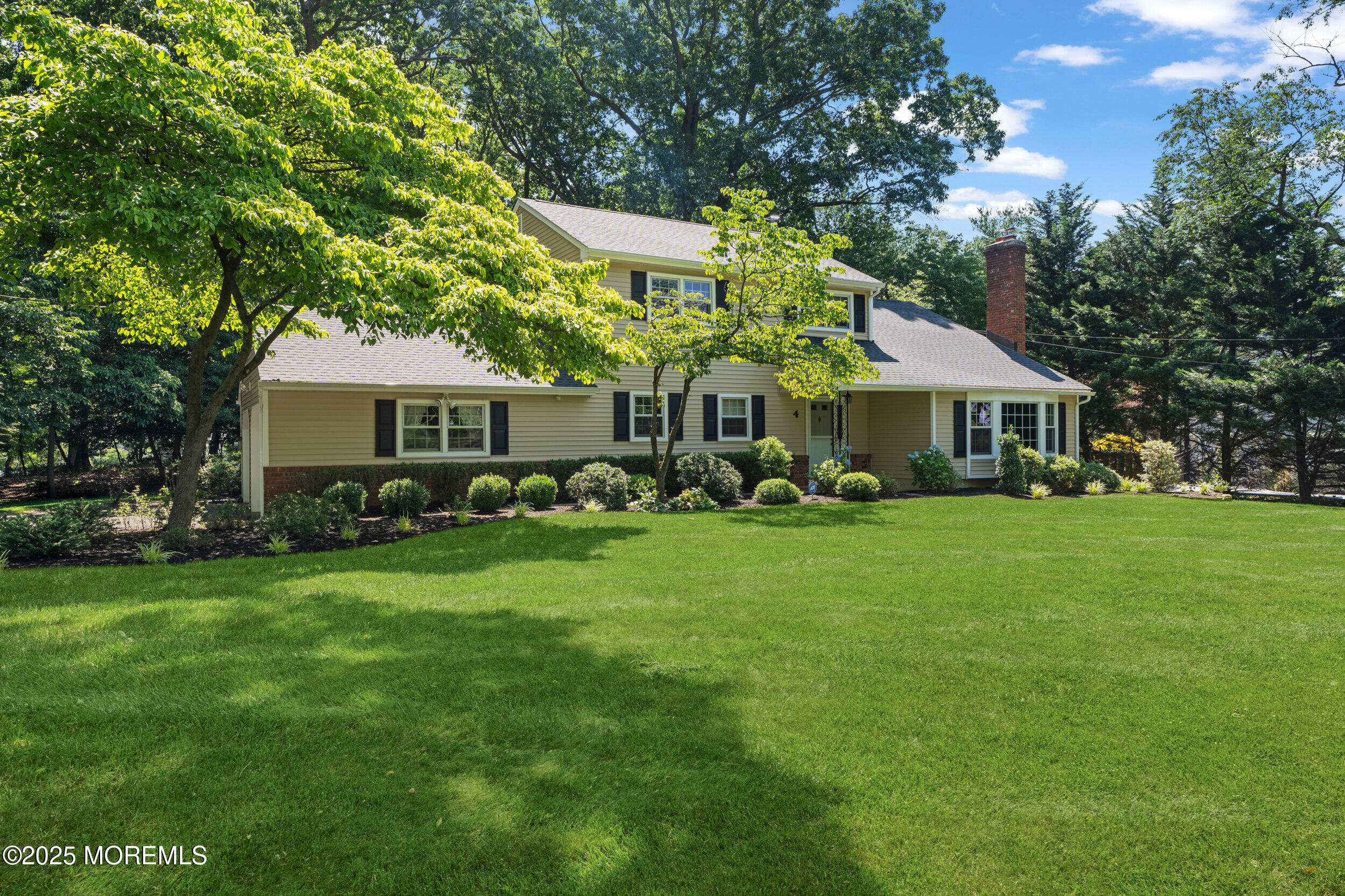 4 Hamilton Hill Road