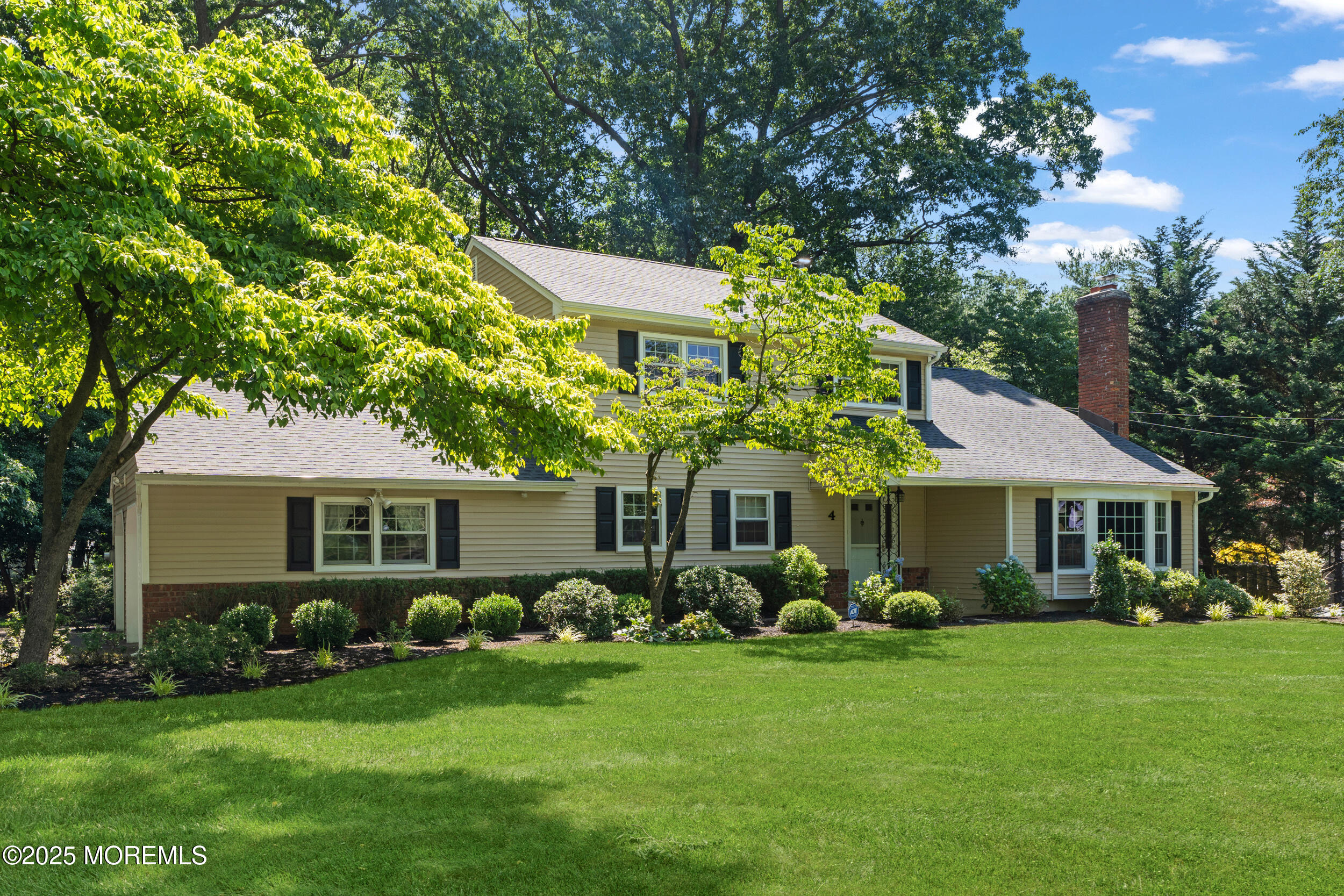 4 Hamilton Hill Road