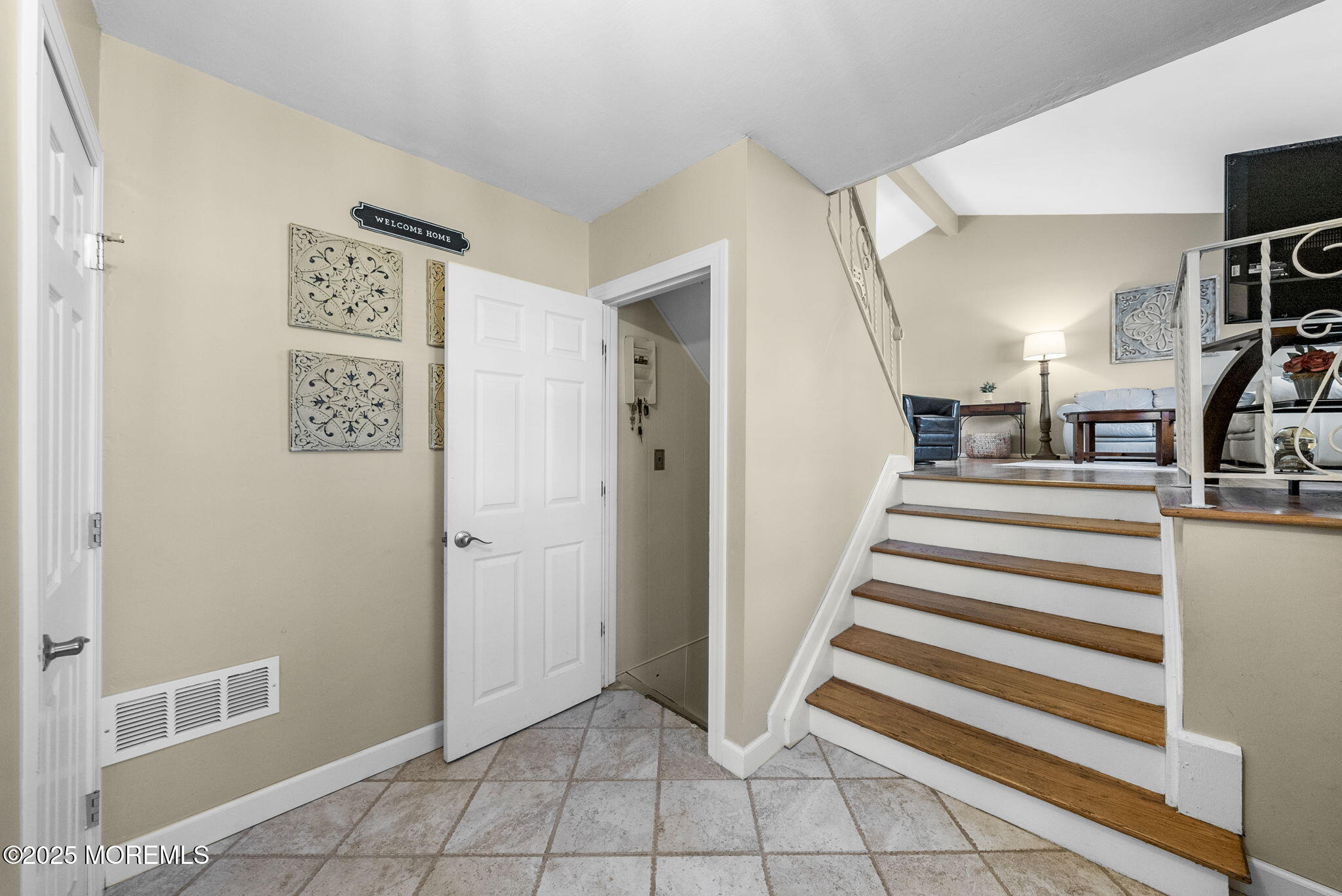 10 Barrie Road, East Brunswick, New Jersey image 6